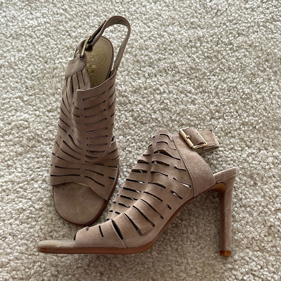 Vinco Camuto Jaxline heels - Picture 1 of 3